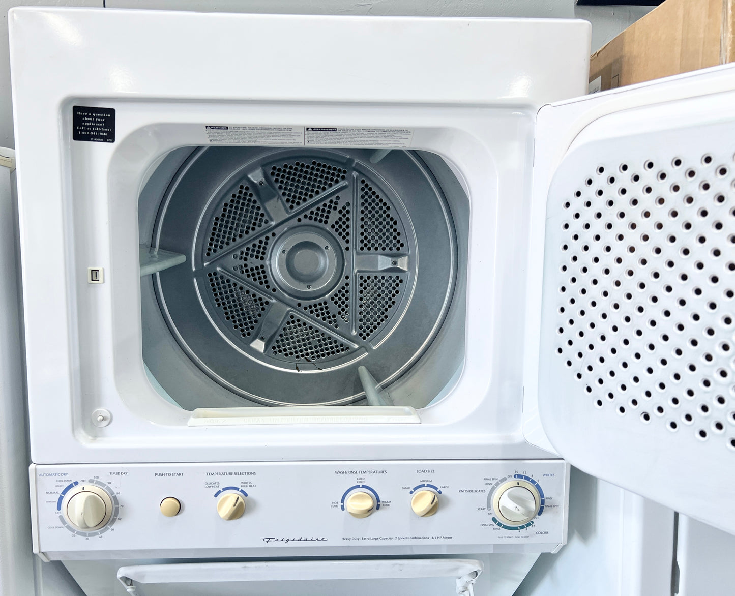 27 Inch Frigidaire FEX831CS Electric Laundry Center Washer and Dryer Stackable , White 444491