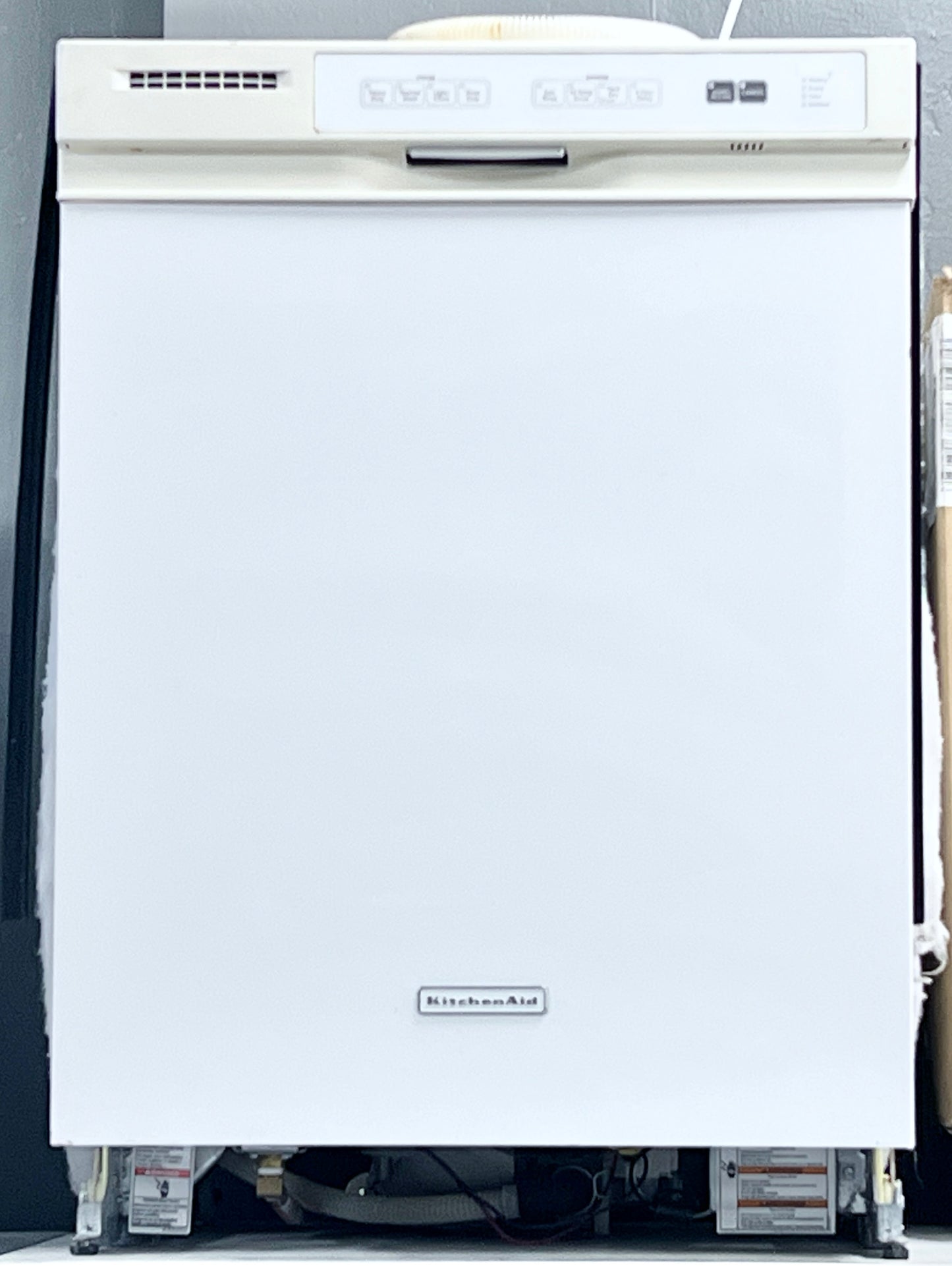24 Inch Kitchenaid White Built in Dishwasher , 444512