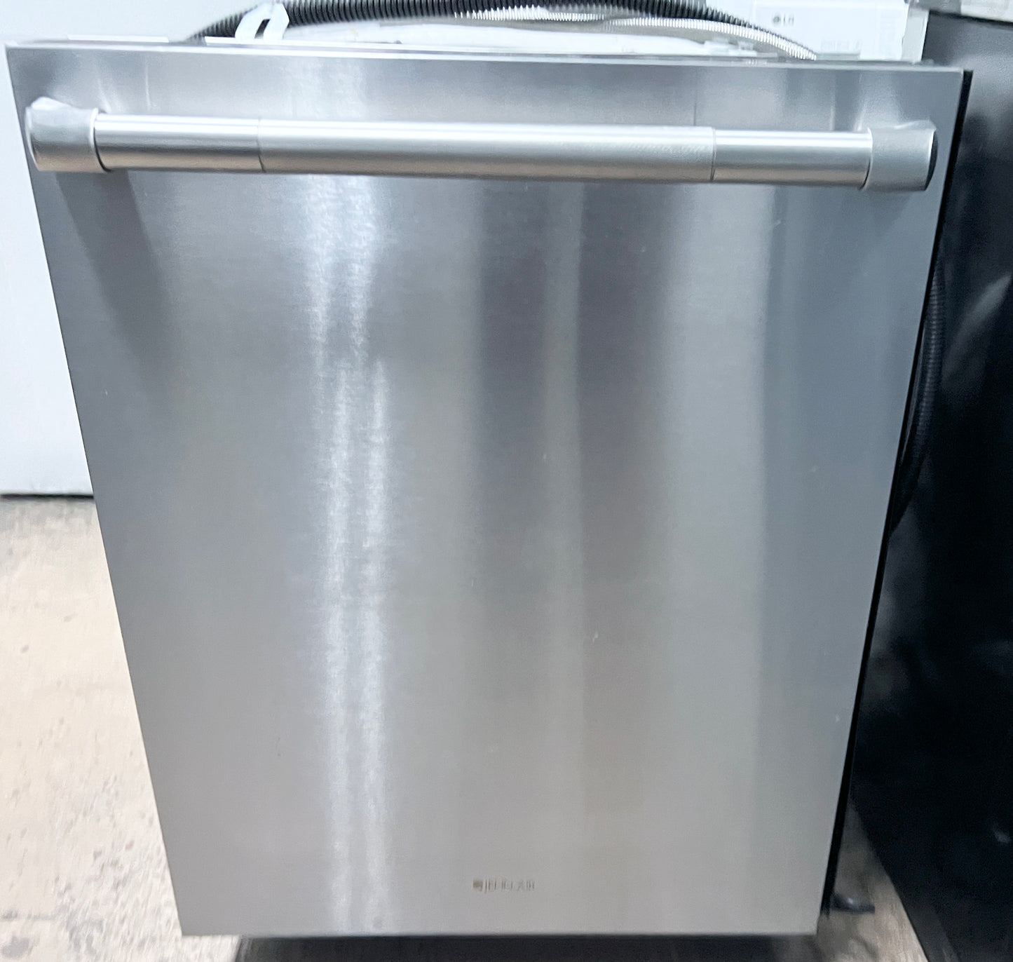 24 Inch JennAir Stainless Steel Built In Dishwasher JDB1250AWP , 373712
