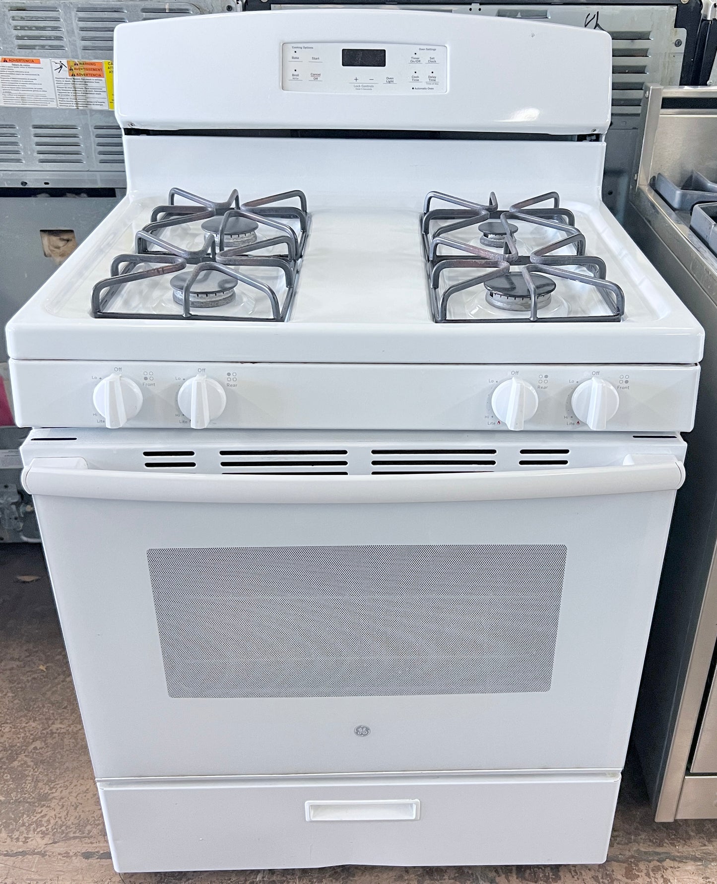 GE 30 inch White 4 Burner Gas Range , Stove , Oven , JGBS650FEK4WW , 373720