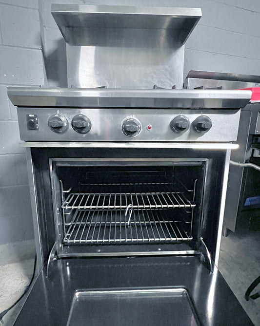 30 Inch Wolf Gourmet Stainless Steel 4 Burner Gas Range Convection Oven , 373730