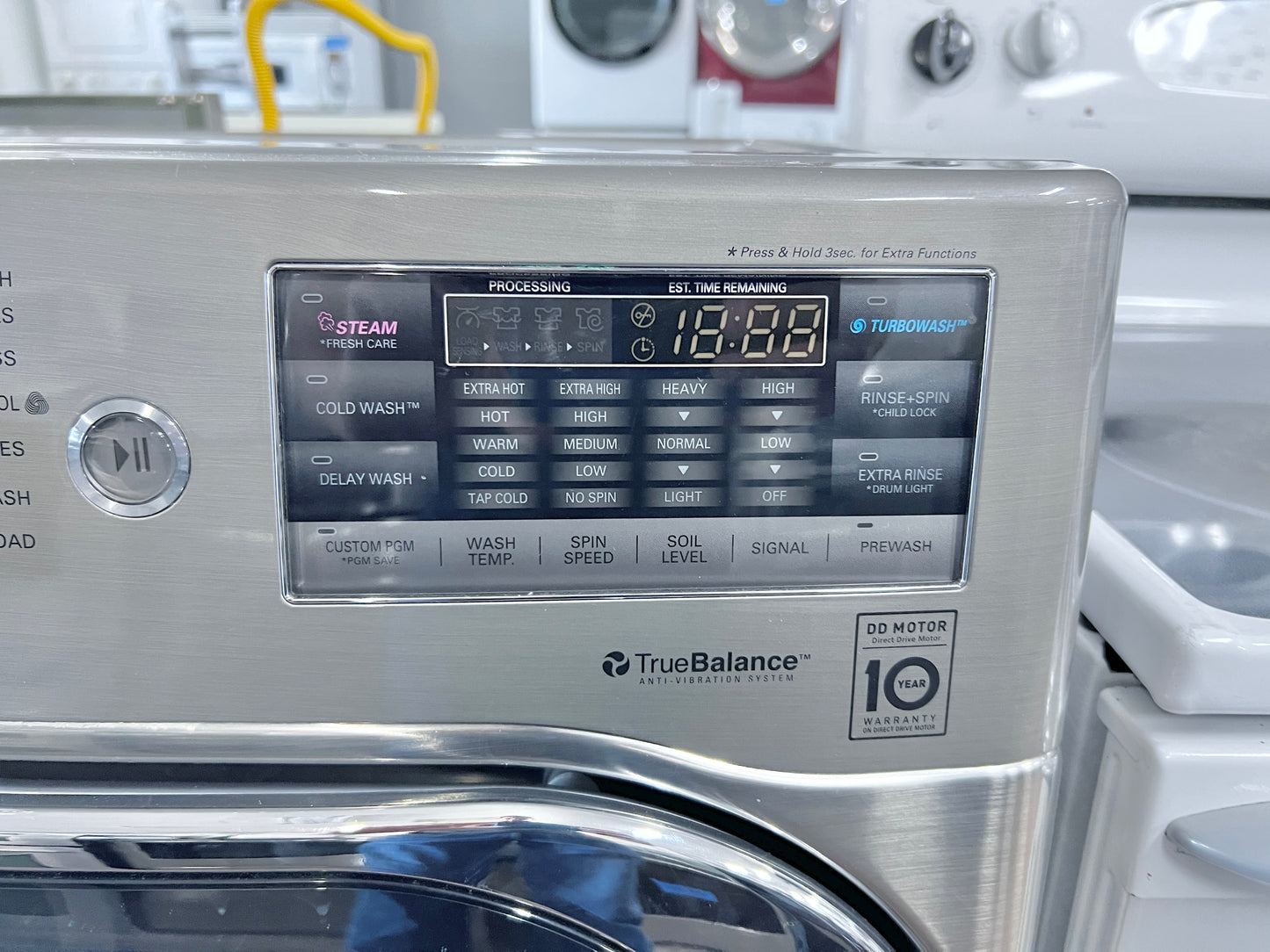29 inch LG Front Load Washer , 5.1 Cu Ft Washing Capacity , Graphite Steel , WM8000HVA , 444435