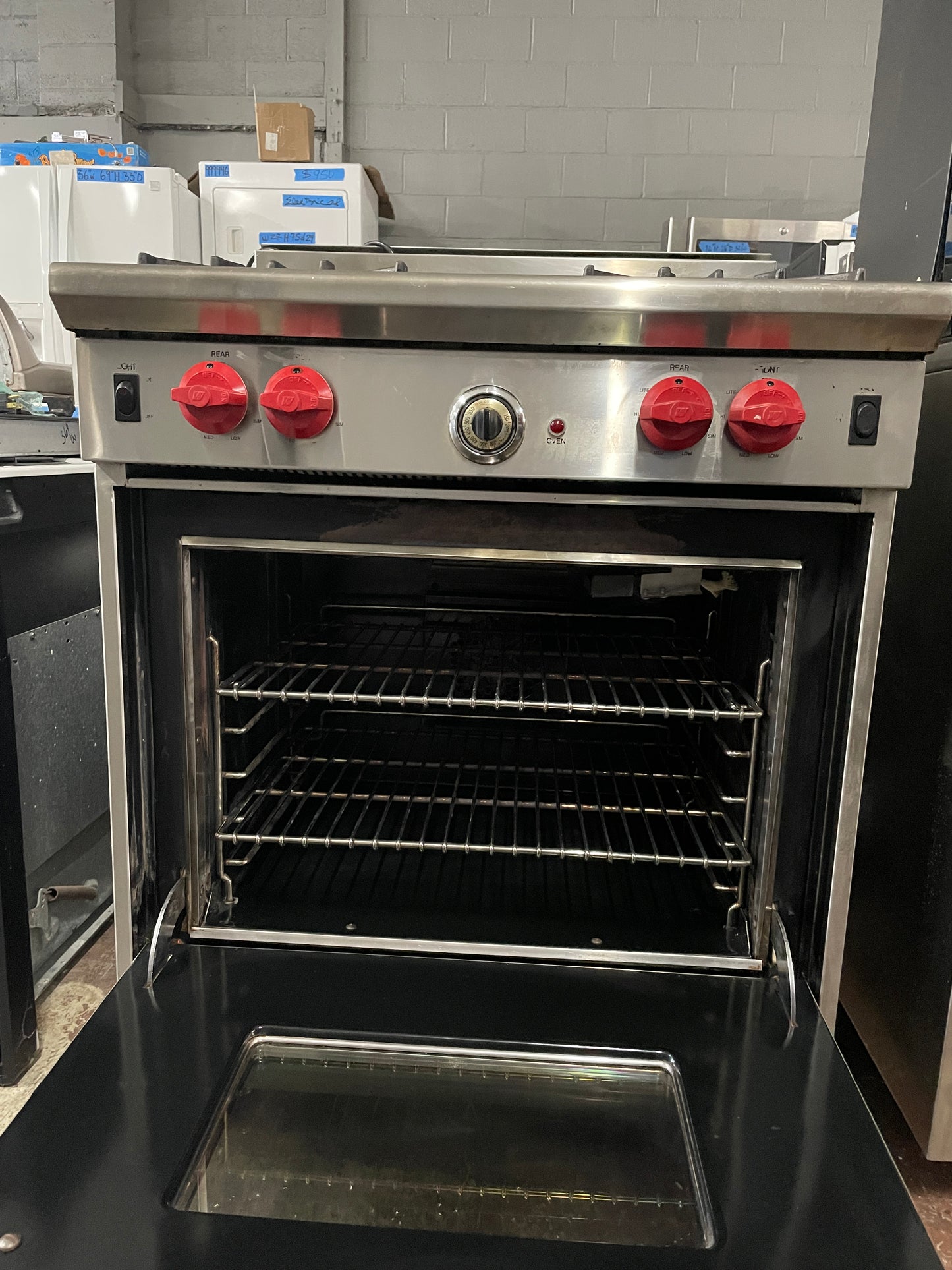 30 Inch Wolf Gourmet 4 Burner Convection Oven Gas Range AS30KI Stainless Steel 444127