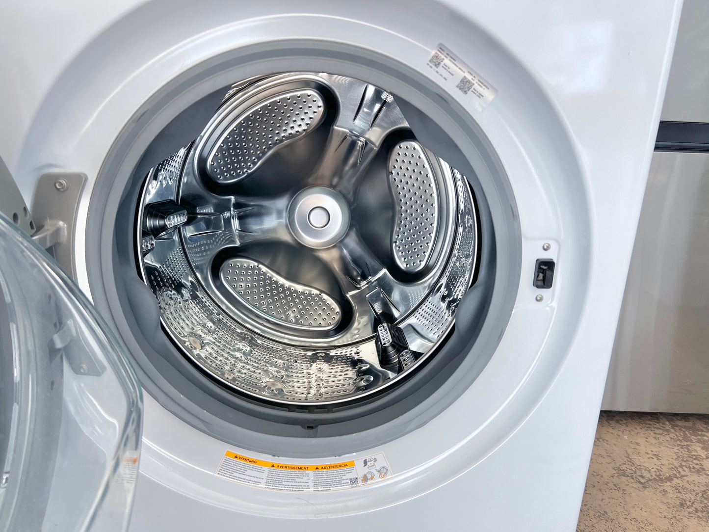 LG Front Load Washer Dryer Laundry Center Electric 240V WKE100HWA , White , 373785