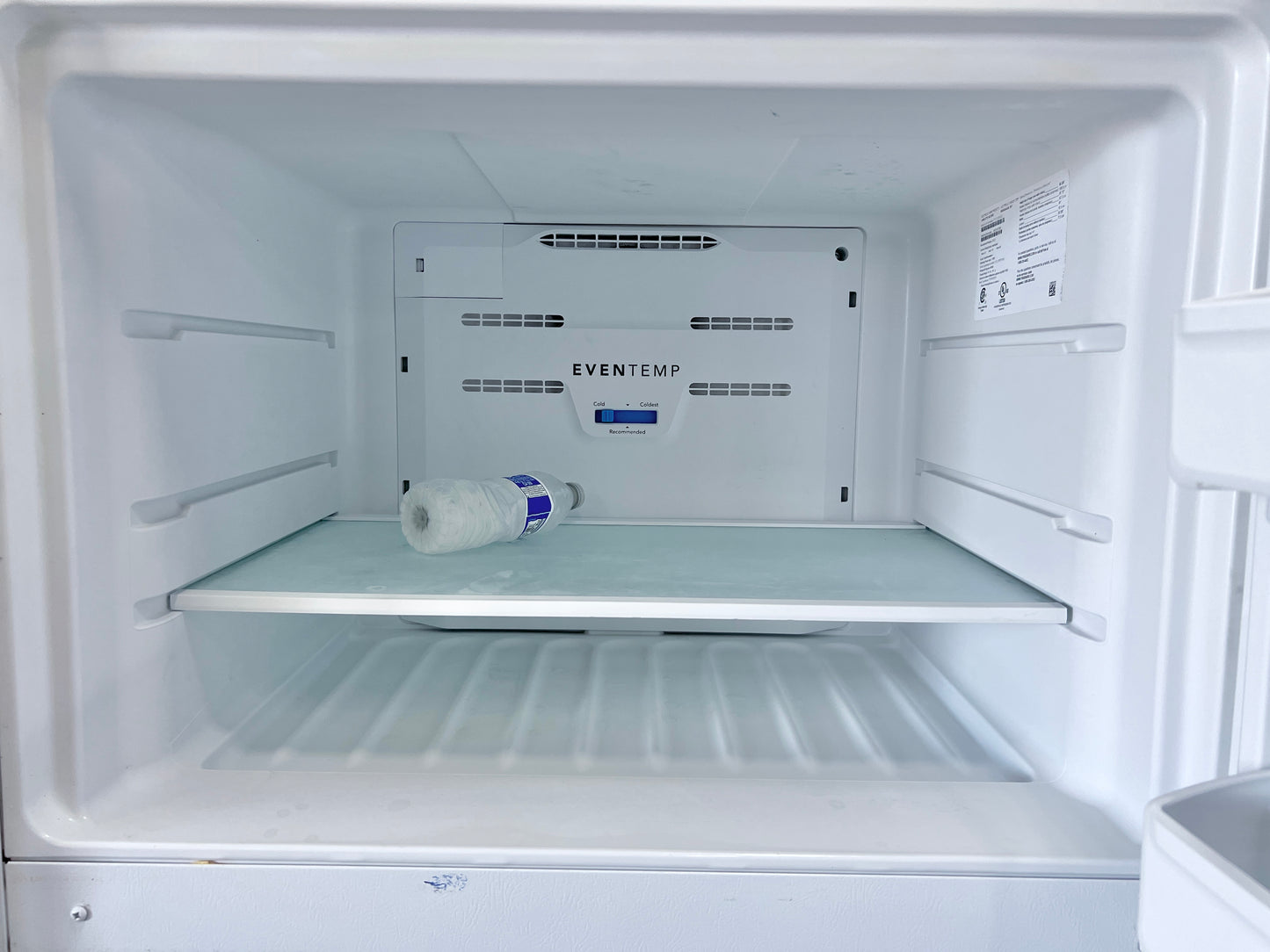 Frigidaire FFTR1835VW Top Freezer Refrigerator 18.3 Cu. Ft., Humidity-Controlled Crispers, Half-width Deli Drawer, Gallon Door Bins, Auto-Close Doors, ADA Compliant, White ,30 Inch 373793