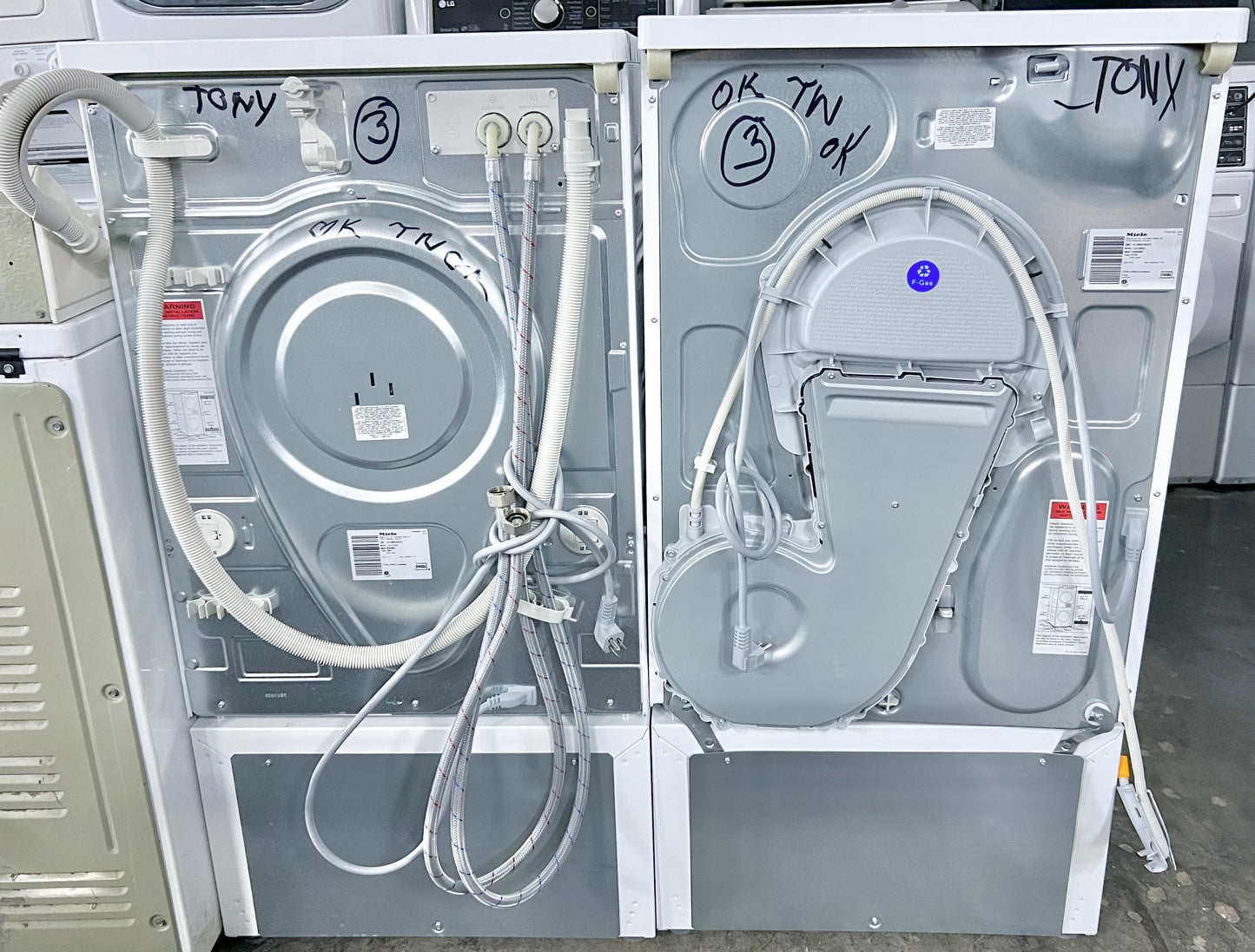 Miele Front Load Washer and Dryer WXR860 , TXI680WP Heat Pump Dryer 120V Energy Star , White , Pedestal , 24 Inch 373797