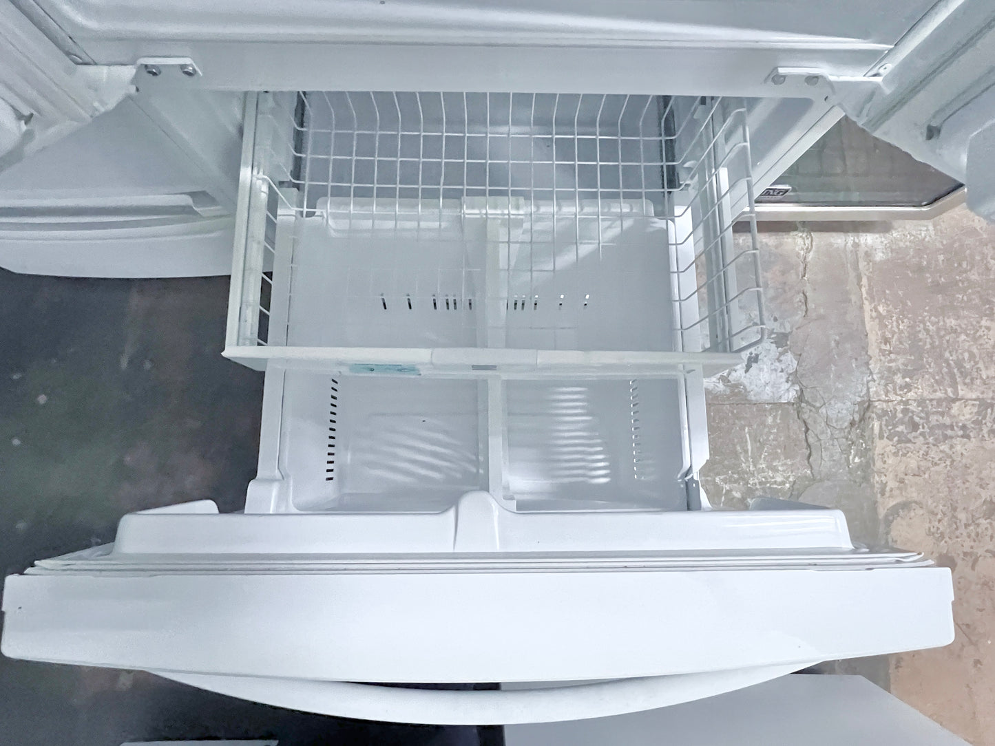 Kenmore Refrigerator 33 Inch French Door Style , White , 795.71302.012 373804