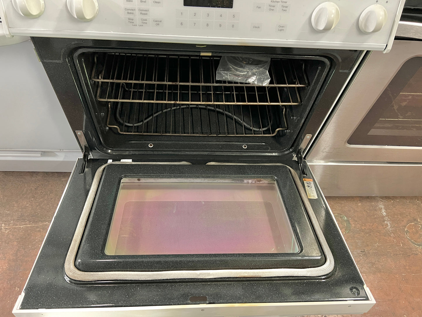 30 Inch Jenn-AIr Downdraft Dual Fuel Gas Range LP Propane Ready 4 Burner , White , 220V , 444271