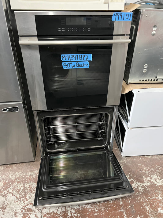 30 INCH Miele H398BP2S Built-In WALL Double Oven w/ Soft Key Controls & LCD Display, Stainless Steel , 999101