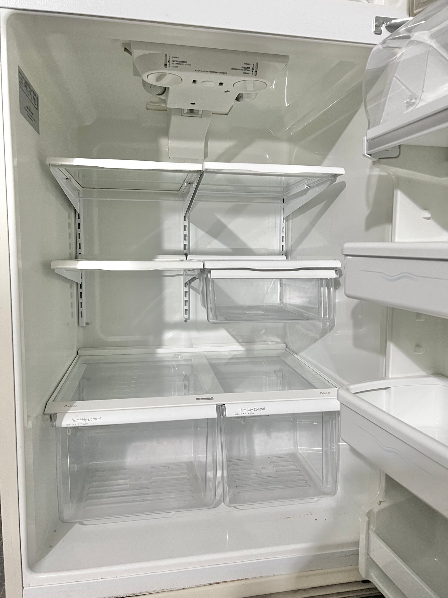 90 Day Warranty 30 Inch Kenmore 18 Cu Ft Top Freezer Refrigerator Off White Beige Bisquiet Biscuit , 444102