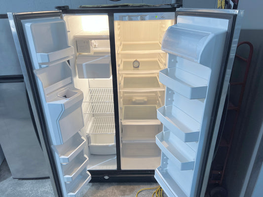36 Inch Maytag Side By Side Stainless Steel Refrigerator , Water Ice Dispenser , 25 Cu Ft , MSD2542VES00, 373865