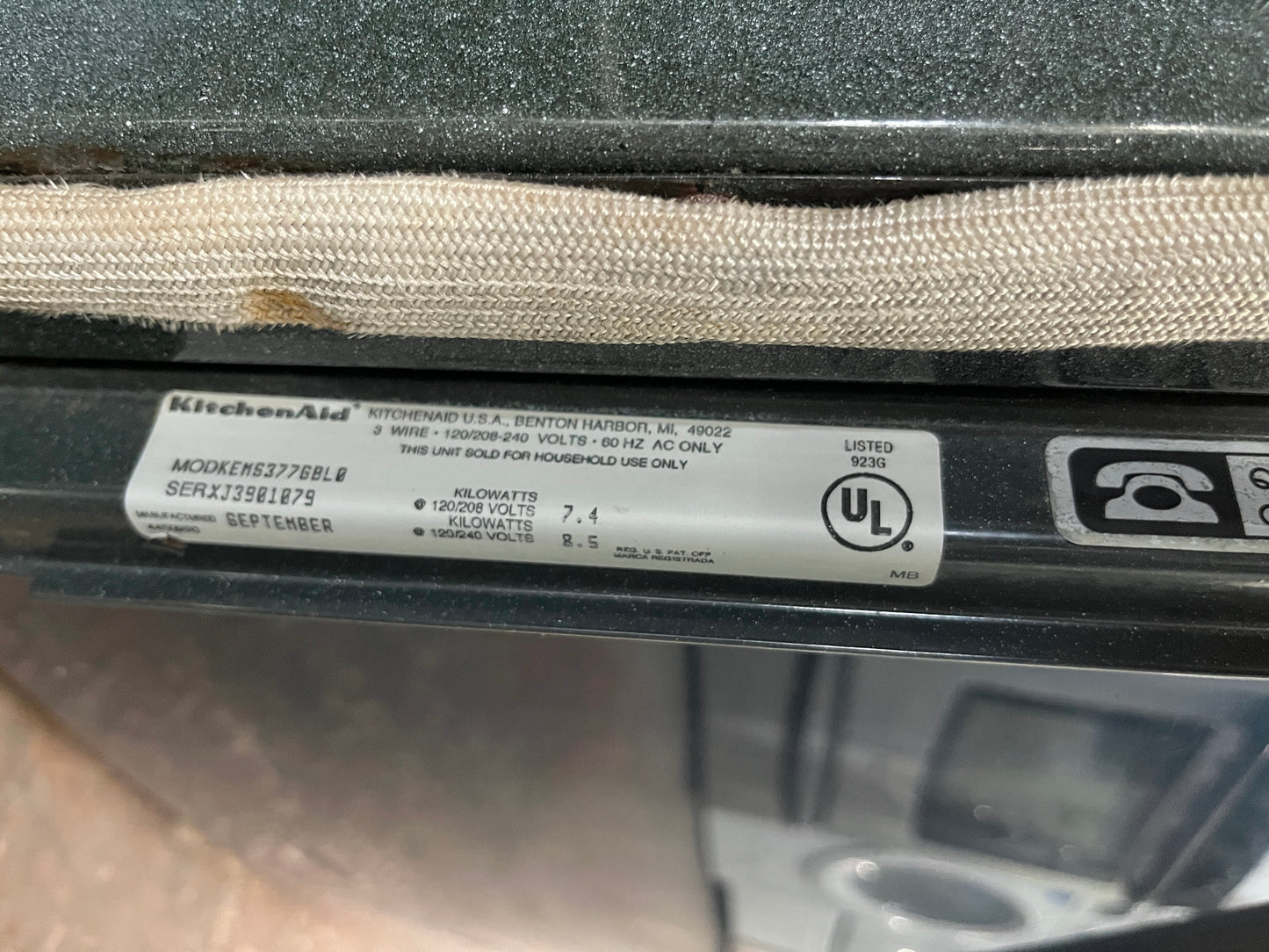 27 Inch Kitchenaid Built In Wall Microwave and Oven Combo, Black, Used , KEMS377GBL0, 888788