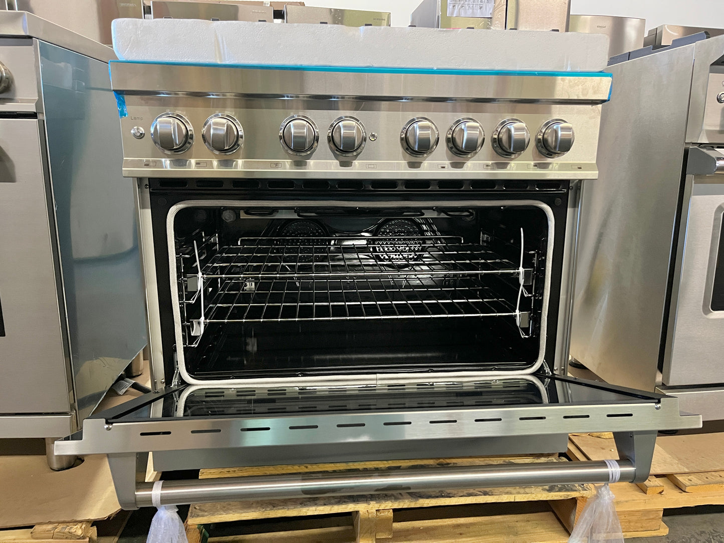 ZLINE RA36 36 吋雙燃料瓦斯爐 6 個密封義大利燃燒器,4.6 立方英尺英尺烤箱、連續爐排、對流烤箱、三層玻璃窗、光滑滑動架、陶瓷爐灶、雙照明、ETL、UL 認證、不銹鋼新開箱