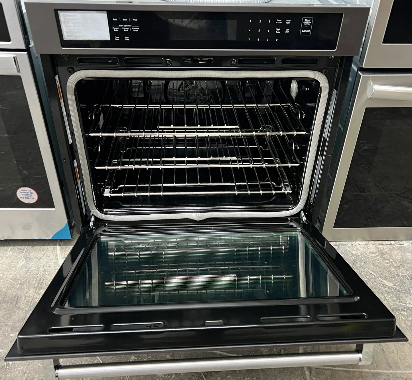 KitchenAid KOSE500EBS 30 吋單對流電壁掛爐 5 立方英寸英尺,均熱真正對流烤箱,自清潔,ADA 黑色不銹鋼,PrintShield 表面處理,全新開盒,369419