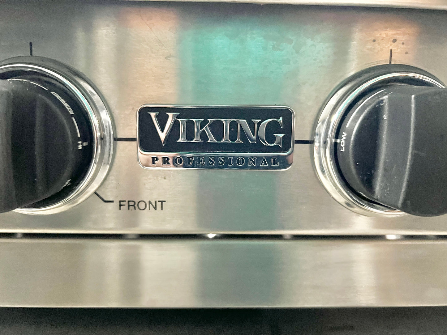 36 Inch Viking Gas Rangetop 6 Open Burner Stainless Steel , Natural Gas , Used Condition , 444260