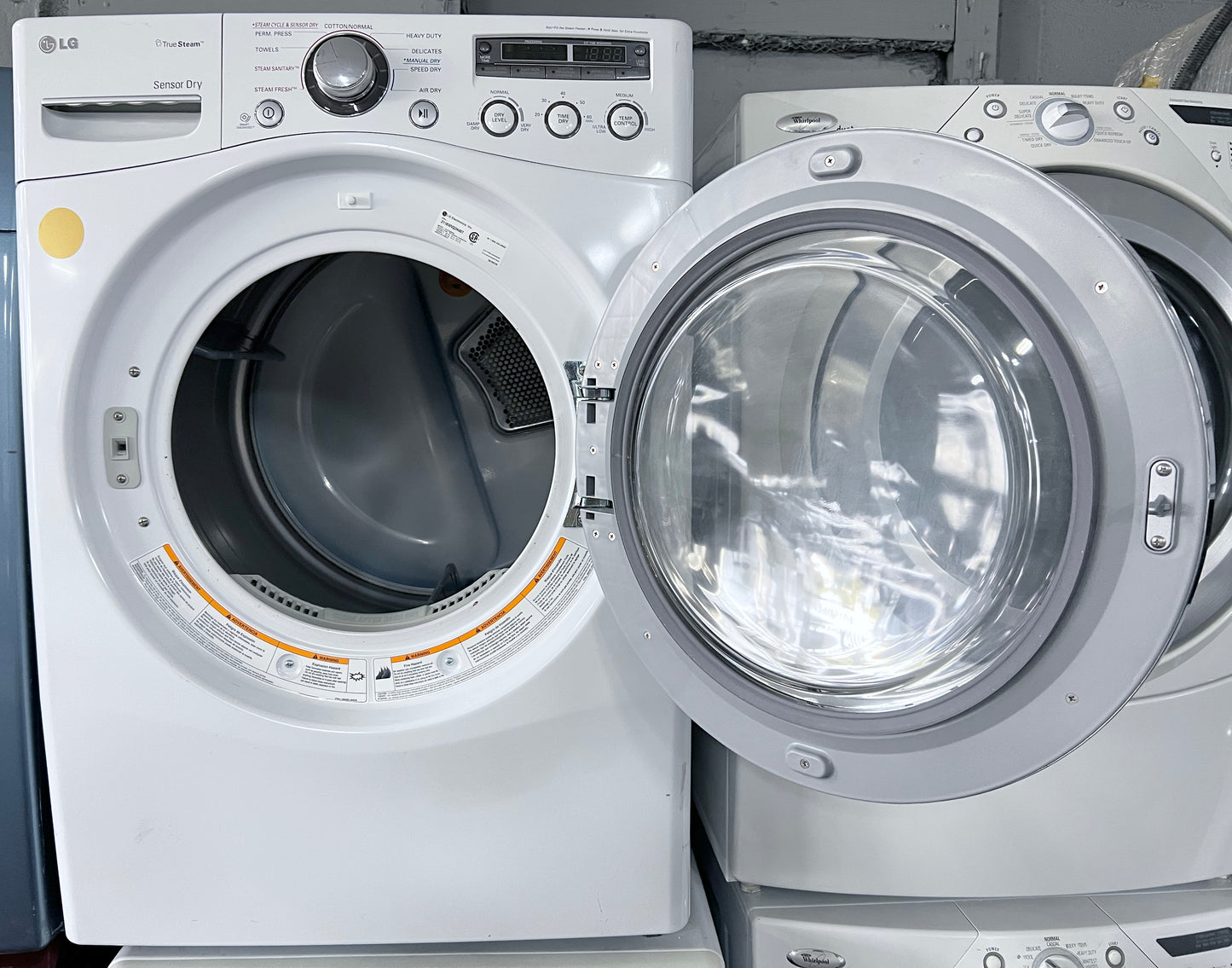 27 Inch LG Steam Series DLEX2650W Front Load Electric Dryer Machine , 7.3 Cu Ft , 444457