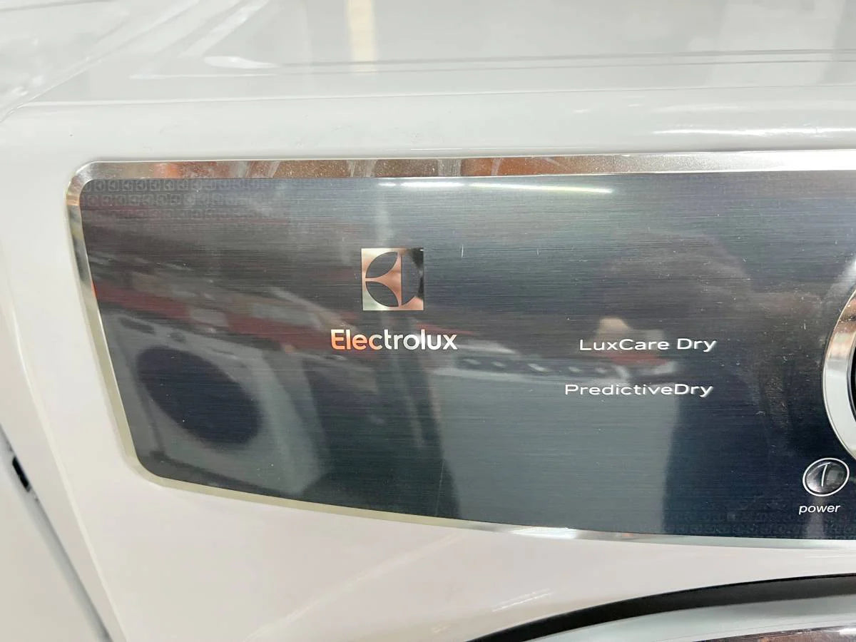 27 INCH Electrolux EFMG627UIW Gas Dryer 8.0 Cu. Ft. 9 Dryer Programs, Delay Start, ENERGY STAR, Island White * New Open Box * , 131305