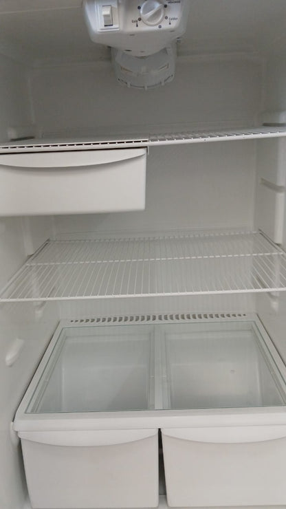 30 Inch Frigidaire Top Freezer Refrigerator in White 999693