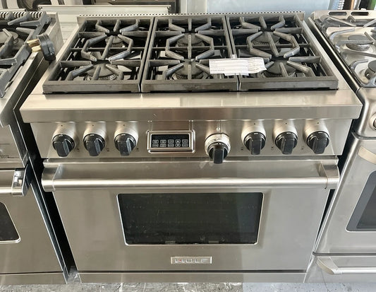 Wolf 36 Inch Dual Fuel Range,DF366,5.4 Cu Ft. Dual Convection Oven,6 Dual-Stacked Sealed Burners,Temperature Probe,Continuous Grates,Piboting Hidden Touch Controls,Star-K,Natural,Gas,Stainless Steel,Used,369417