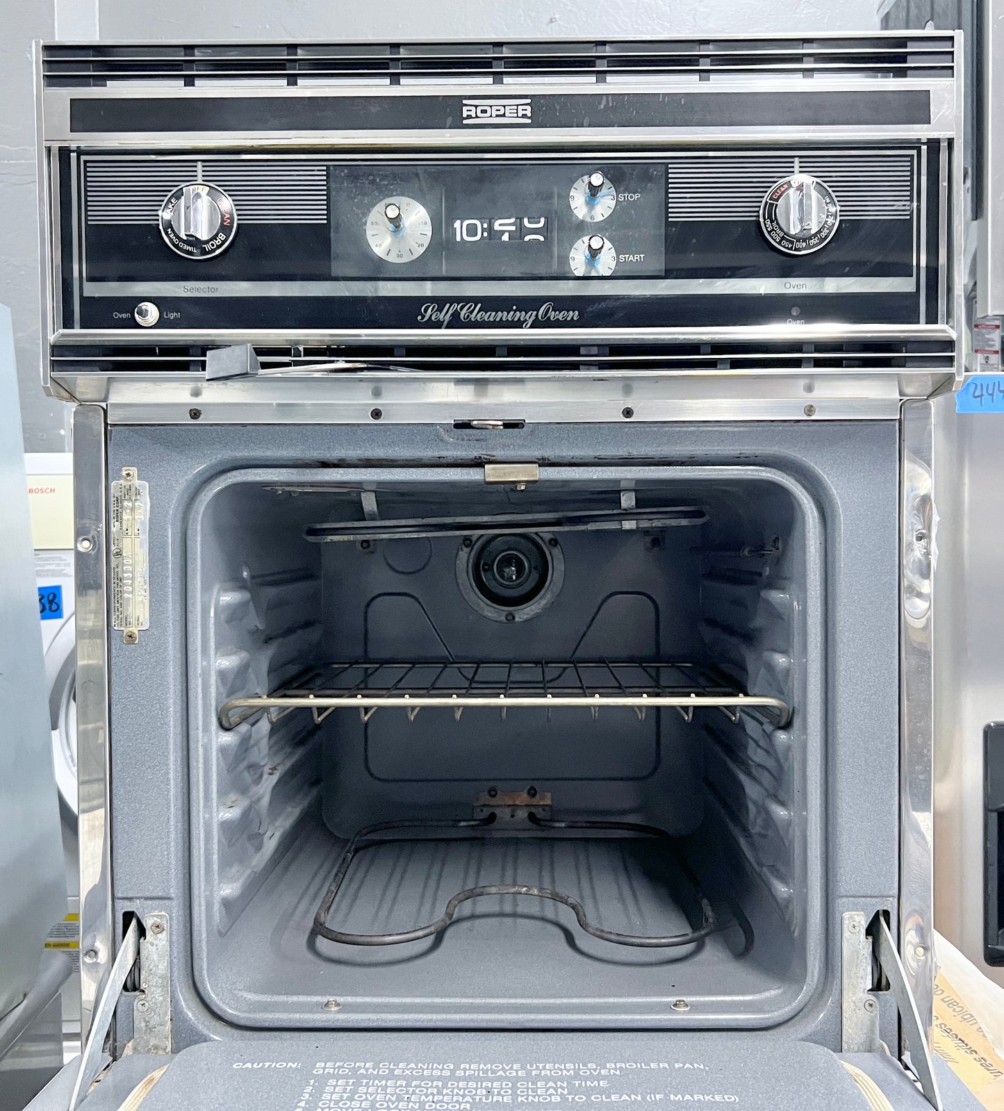 24 Inch Roper 2045B0A , Built In Wall Electric Single Oven , Black Color , 999745