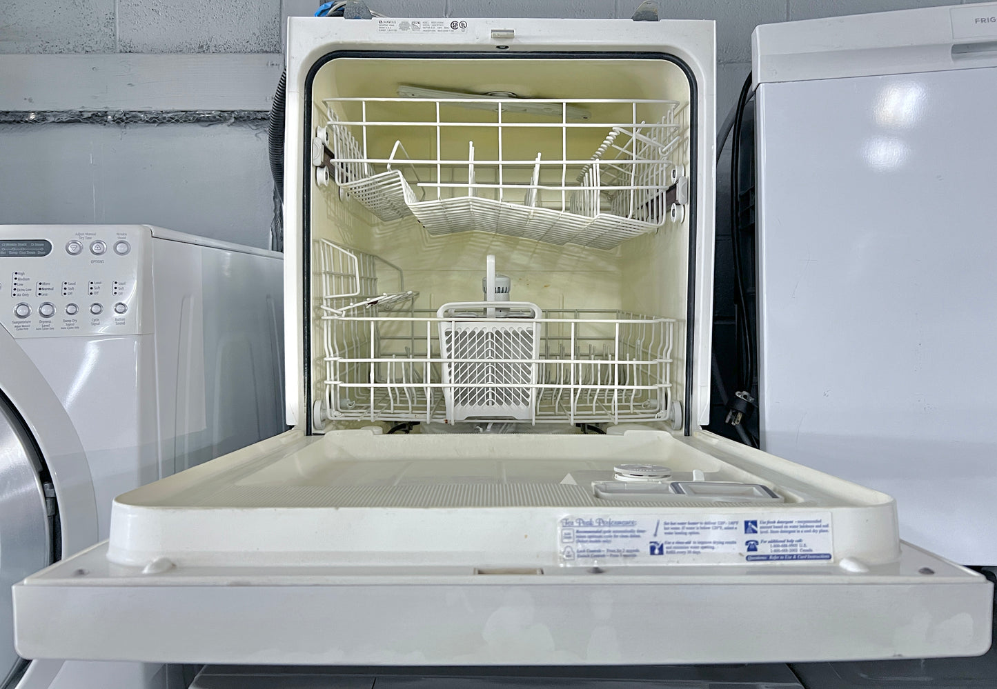 24 Inch Maytag Built In Under Counter Dishwasher White , MDB5100AWW, 101309