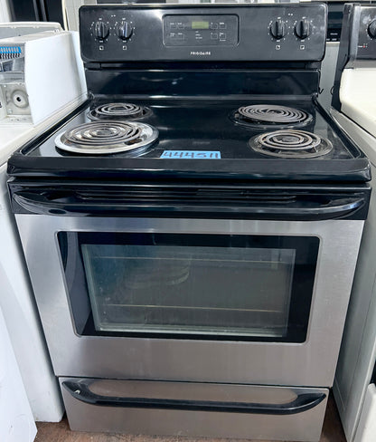Frigidaire 30 Inch Electric Range 4 burner Stainless Steel , Black , Coil Elements , 444511