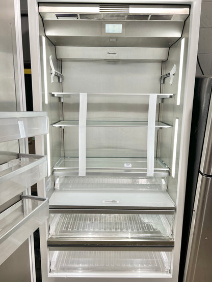 Thermador 36 Inch , T36IR905SP, Panel Ready Built In Smart Refrigerator , 20.6 Cu Ft , Pane Ready , New Open Box , Column, 444266