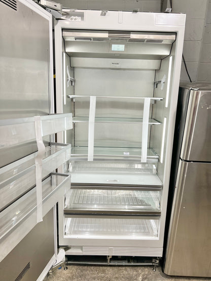 Thermador 36 Inch , T36IR905SP, Panel Ready Built In Smart Refrigerator , 20.6 Cu Ft , Pane Ready , New Open Box , Column, 444266