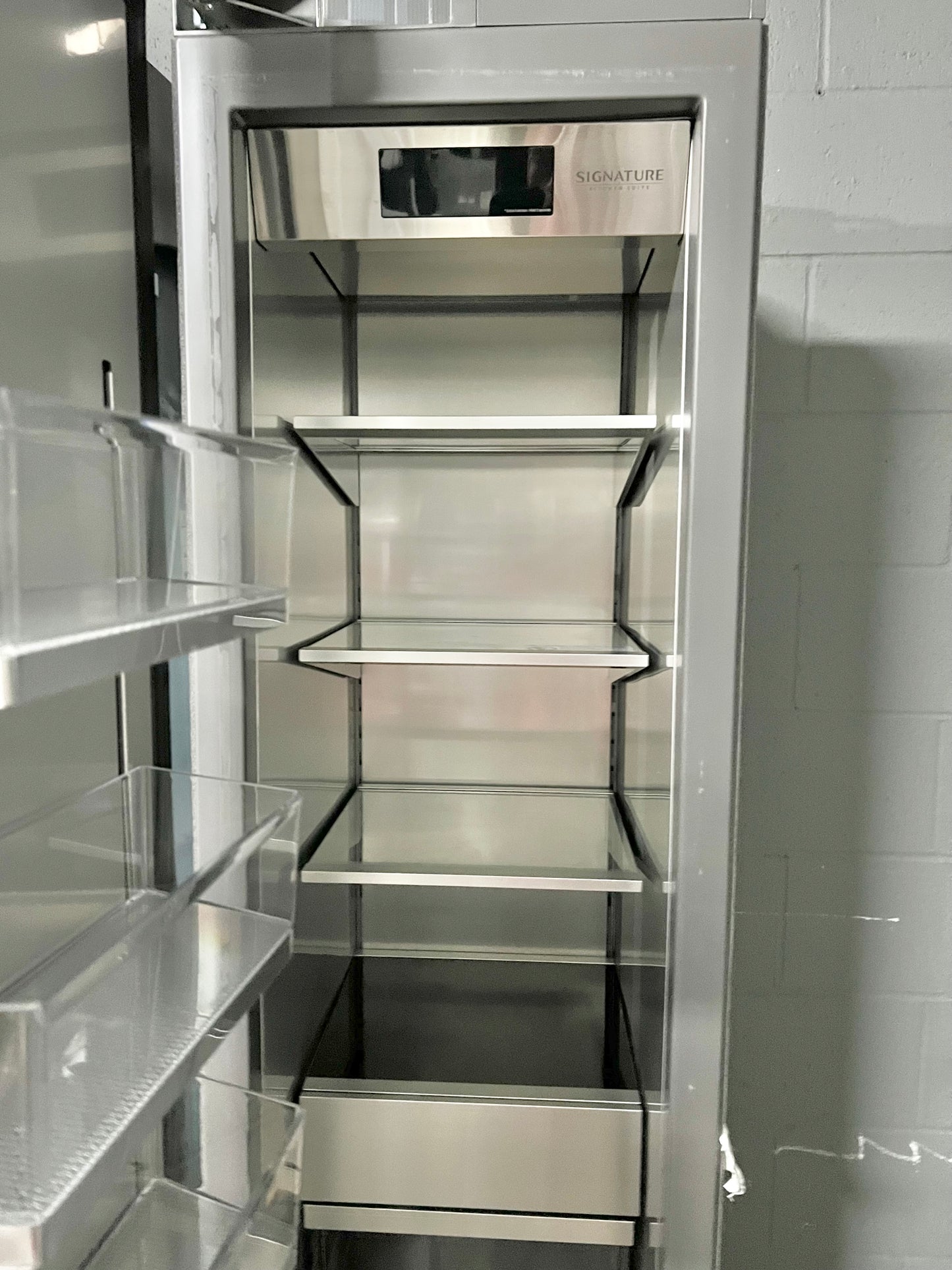 Signature Kitchen Suite 18 Inch Freezer Column SKSCF1801P ,  Panel Ready or Stainless Steel , Sabbath , Star K Certified , Energy Star , Adaptive Defrost , Precise Temperature, New Open Box , 444267