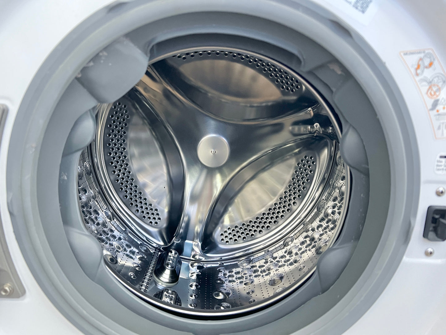 LG WM3555HWA 24 Inch Front Load Washer Ventless Dryer Combo 2.4 cu.ft., 14 Wash Programs, 13 Wash Options, 8 Dry Cycles, TurboWash, Allergiene, Sanitize, Steam Refresh, Load Sensing Delay Start, White , 777101