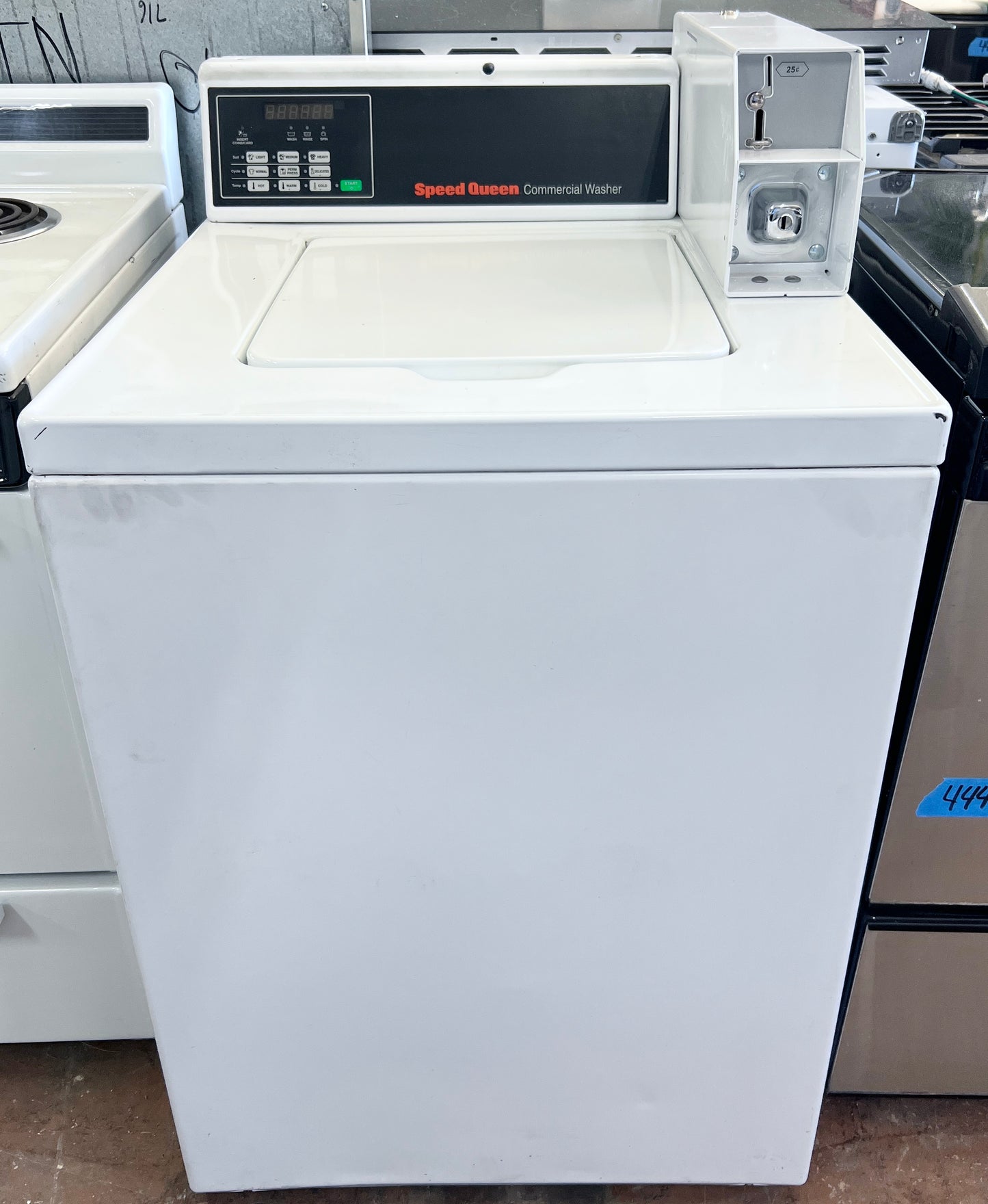 27 Inch Speed Queen Top Load Commercial Coin Operated Washer Machine , White , Coin Drop Mechanism , 444485