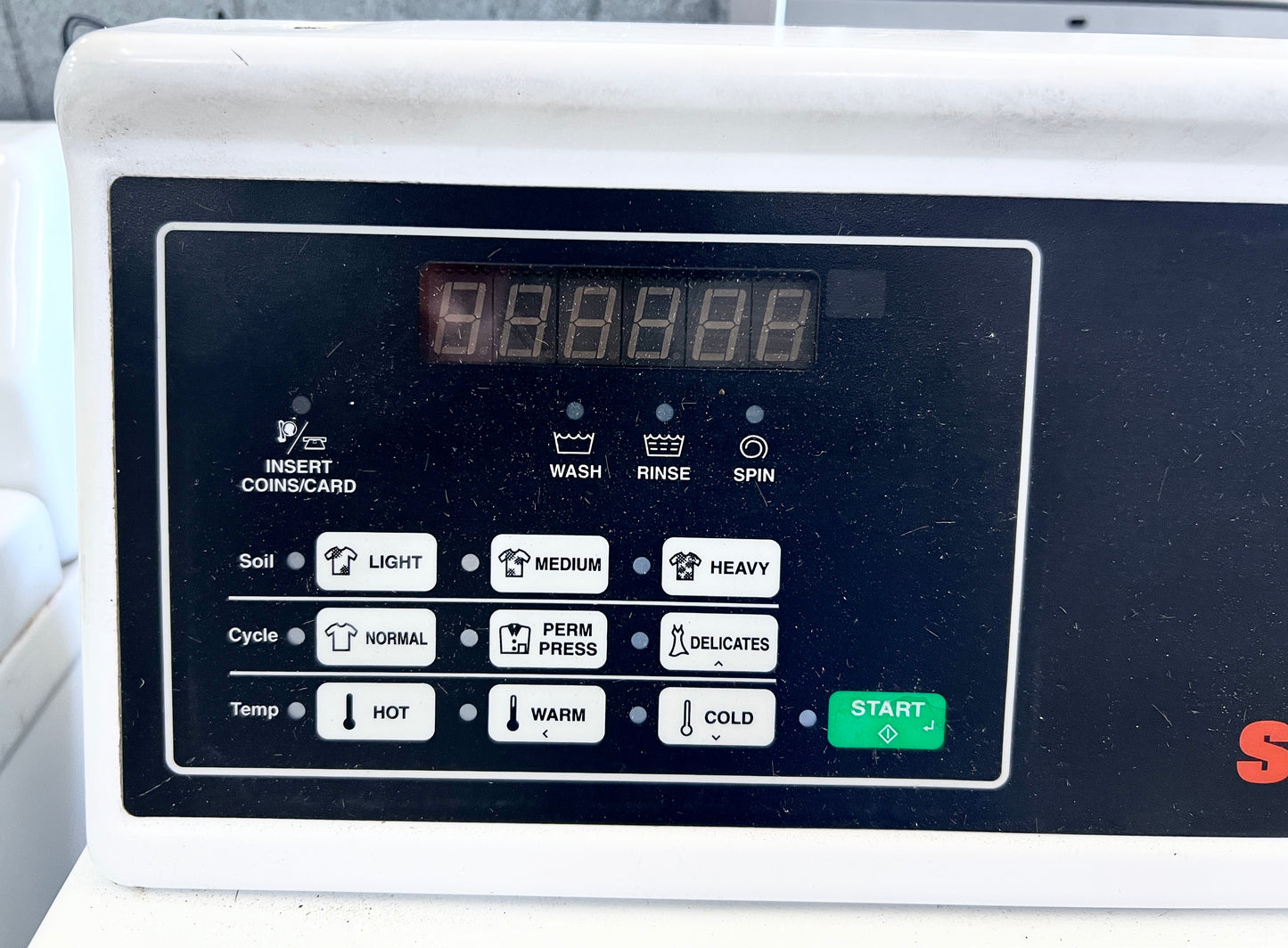27 Inch Speed Queen Top Load Commercial Coin Operated Washer Machine , White , Coin Drop Mechanism , 444485