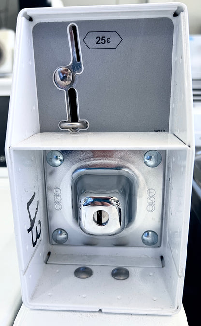 27 Inch Speed Queen Top Load Commercial Coin Operated Washer Machine , White , Coin Drop Mechanism , 444485