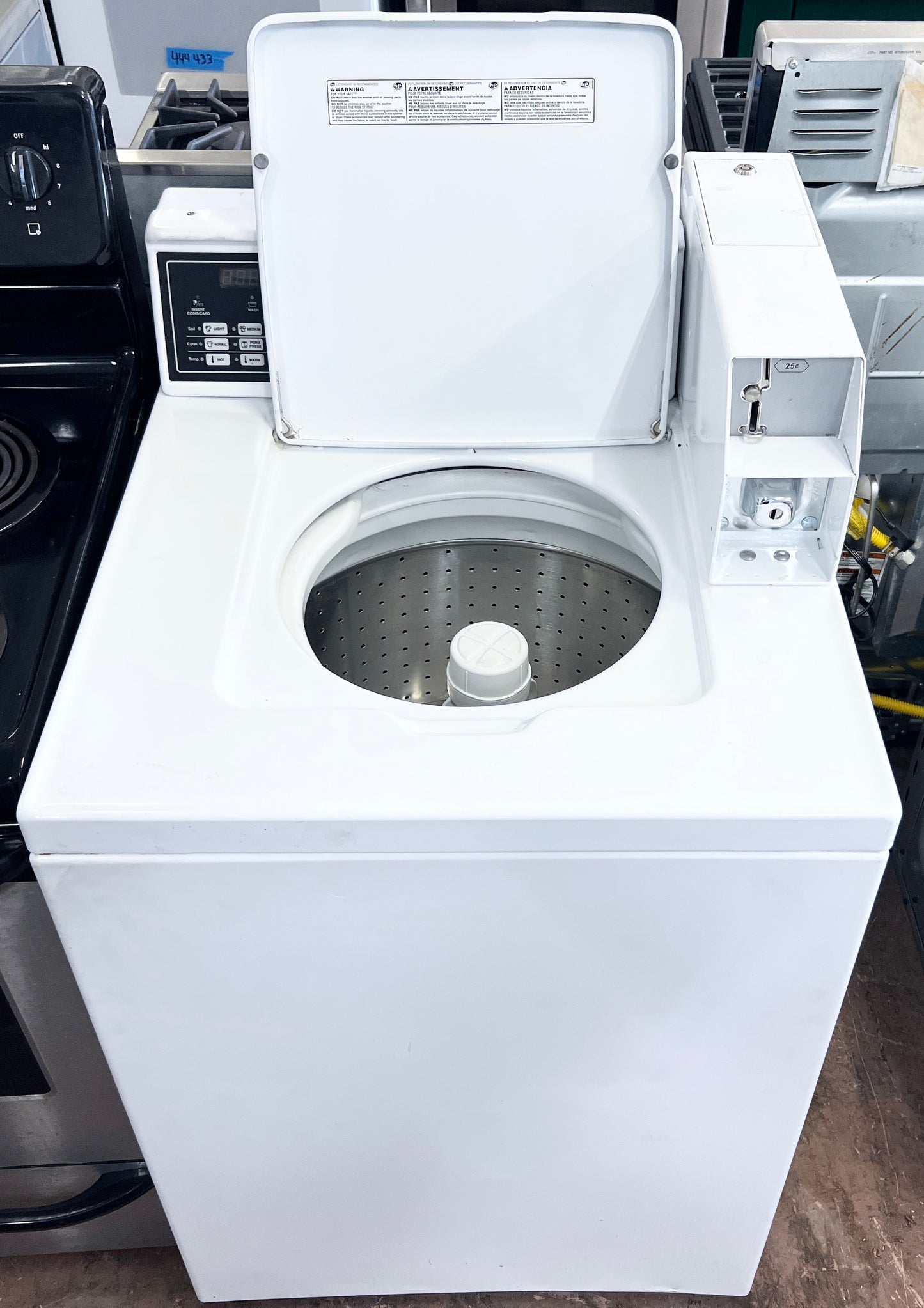 27 Inch Speed Queen Top Load Commercial Coin Operated Washer Machine , Coin Drop up to $ 9.99 Set Price , 444486