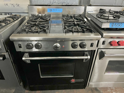 Wolf 30 Inch Gas Range Stainless Steel with Black , Convection Oven , 101292