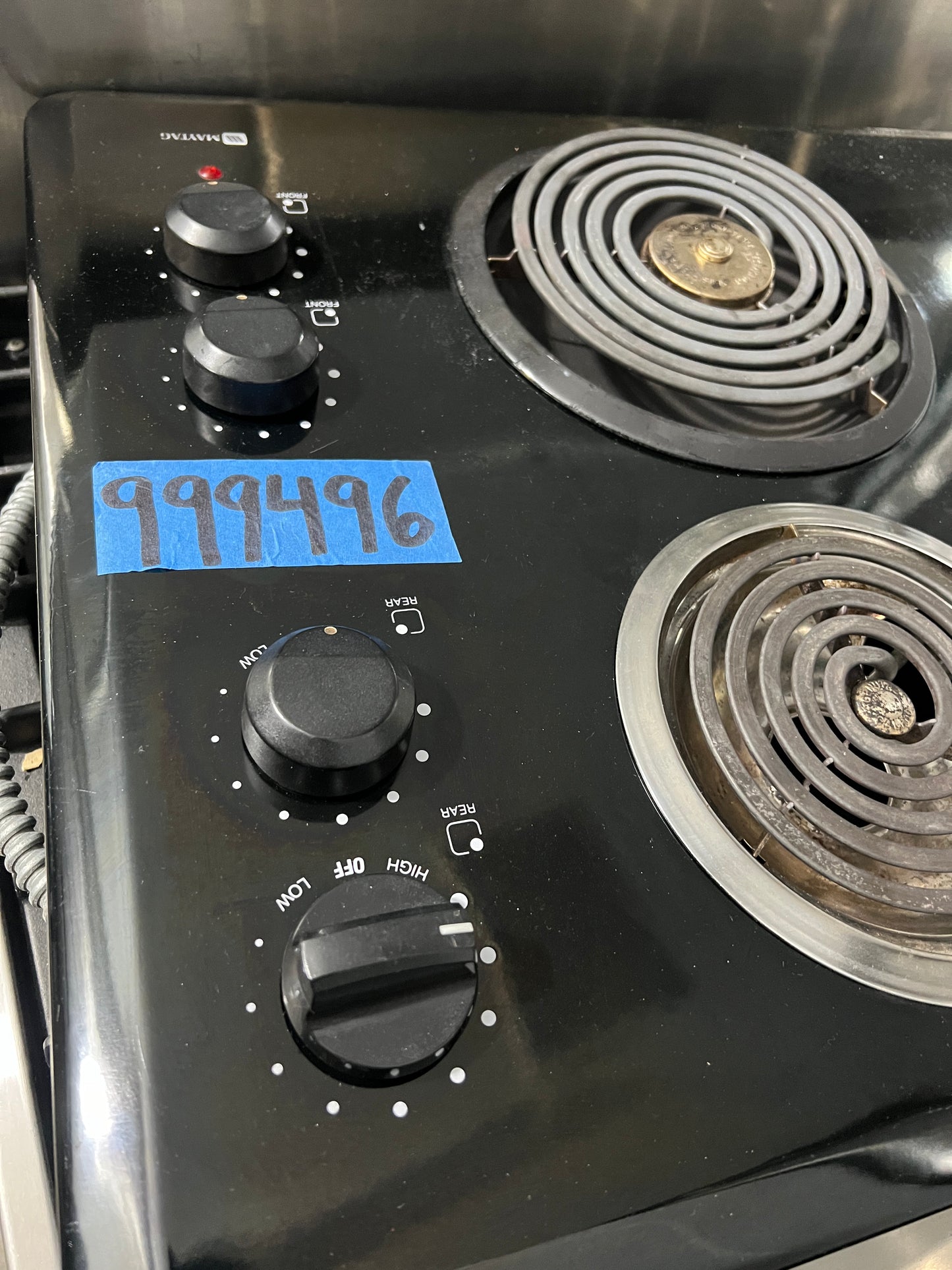 Maytag 30 Electric 4 Coil Burner Cooktop in Black, MEC4430AAB, 999496