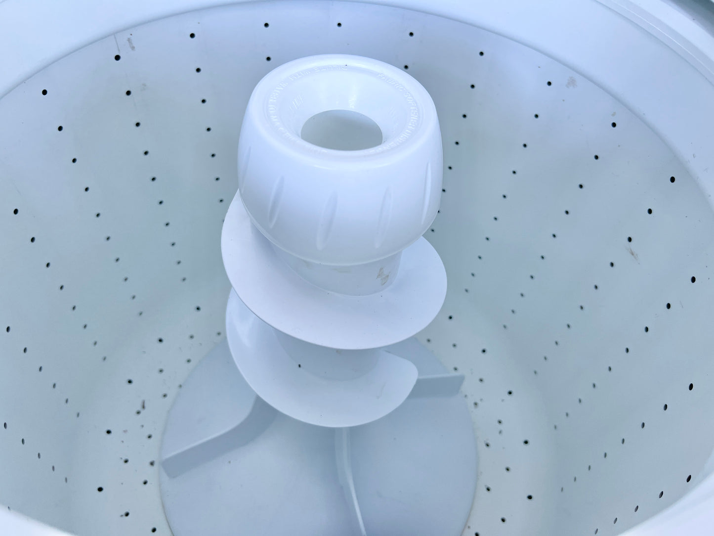 27 Inch Kenmore Gas Laundry Center Washer Dryer Stackable , 417.97972700 , White , 444494
