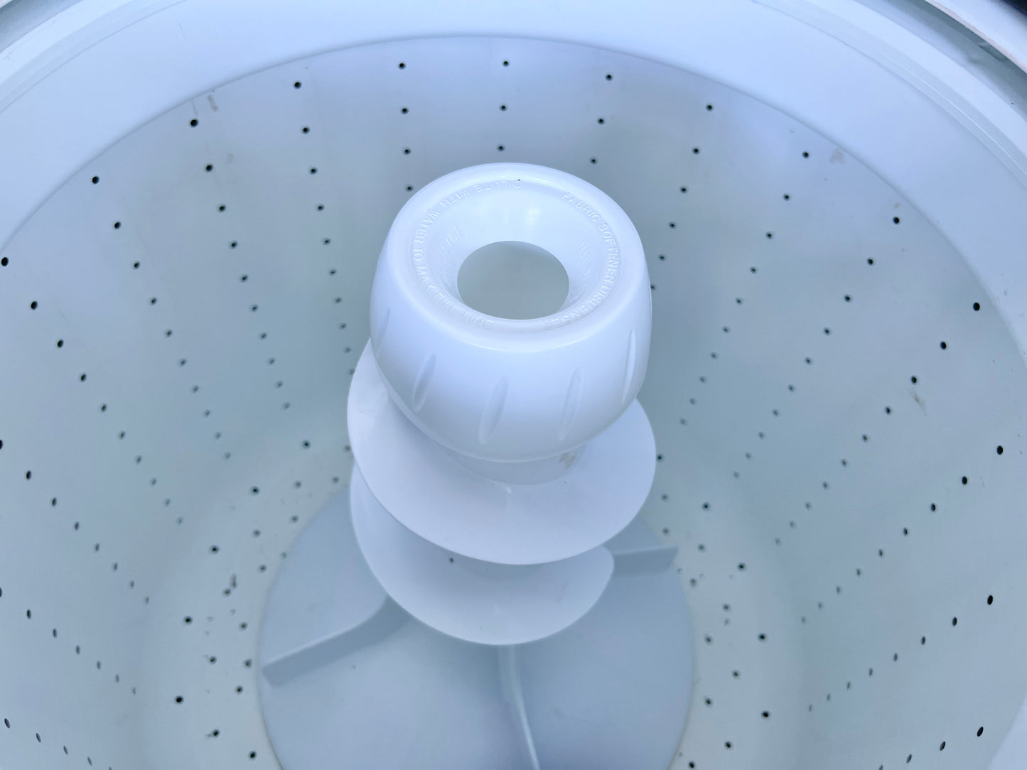 27 Inch Kenmore Gas Laundry Center Washer Dryer Stackable , 417.97972700 , White , 444494