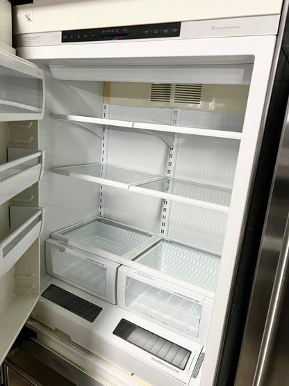 Viking 5 Series 36 Built In Bottom Freezer Refrigerator VCBB5363ELSS,Stainless Steel,Air Purifier,2 Deli Drawers,SpillProof Glass Shelves,2 Humidity Zones,Aluminum Door Bins,20.4 Cu. Ft. Capacity,Sabbath Mode,Stainless Steel,Left Hinge Door Swing,444130