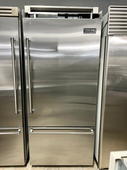 Viking 5 Series 36 Inch Built In Bottom Freezer Refrigerator,VCBB5363ERSS,Air Purifier,2 Deli Drawers,Spillproof Glass Shlevesm2 Humidity Zones,Aluminum Door Bins,20.4 Cu. Ft. Capacity,Right Hinge Door Swing,Stainless Steel 444159