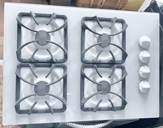 30 Inch Frigidaire Gallery Series Gas Cooktop 4 Burner , White , FGC3XBXCSA , 444498