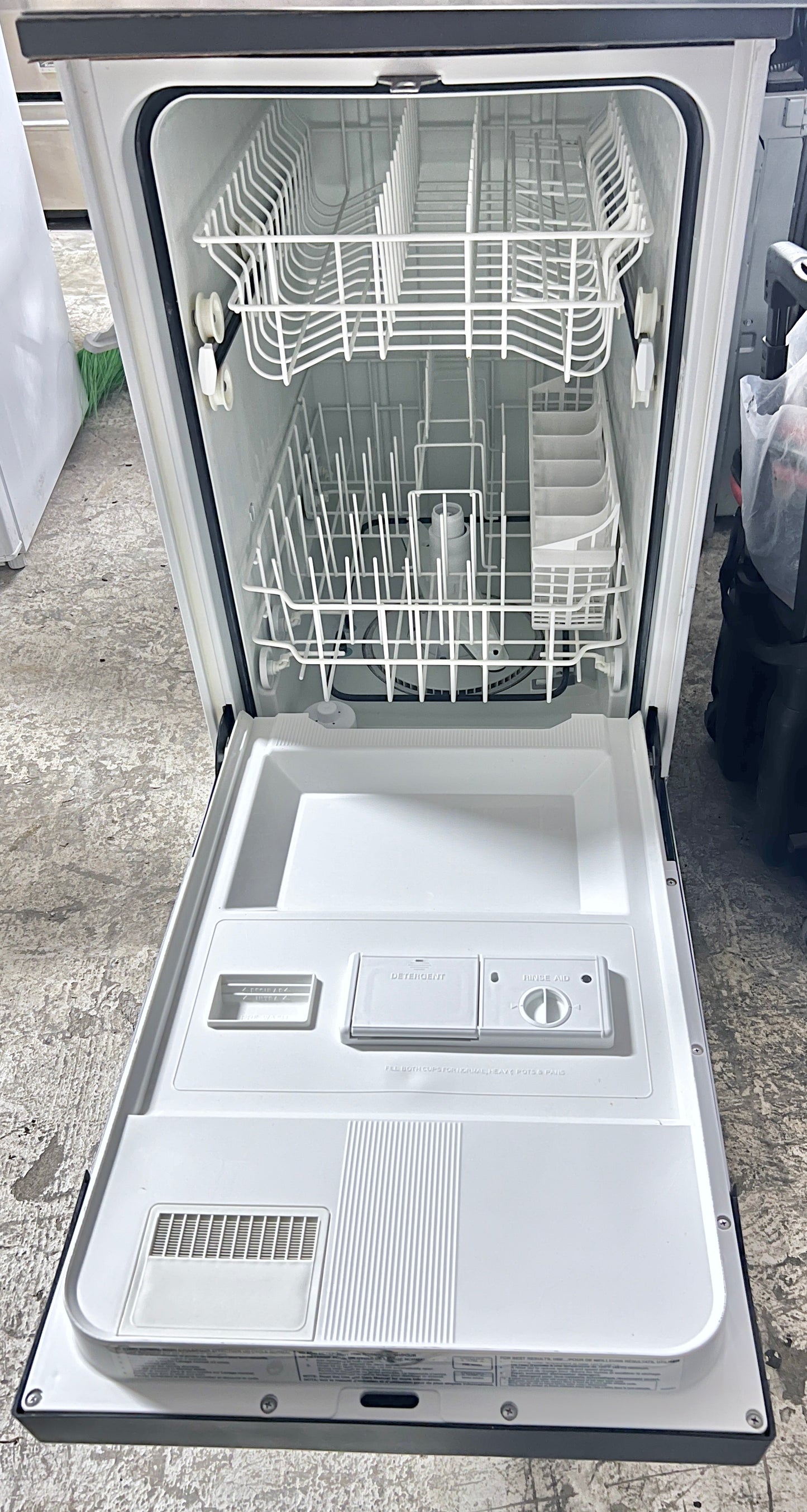18 Inch Frigidaire Portable White Dishwasher , FDS251RJR0 , White , 131301