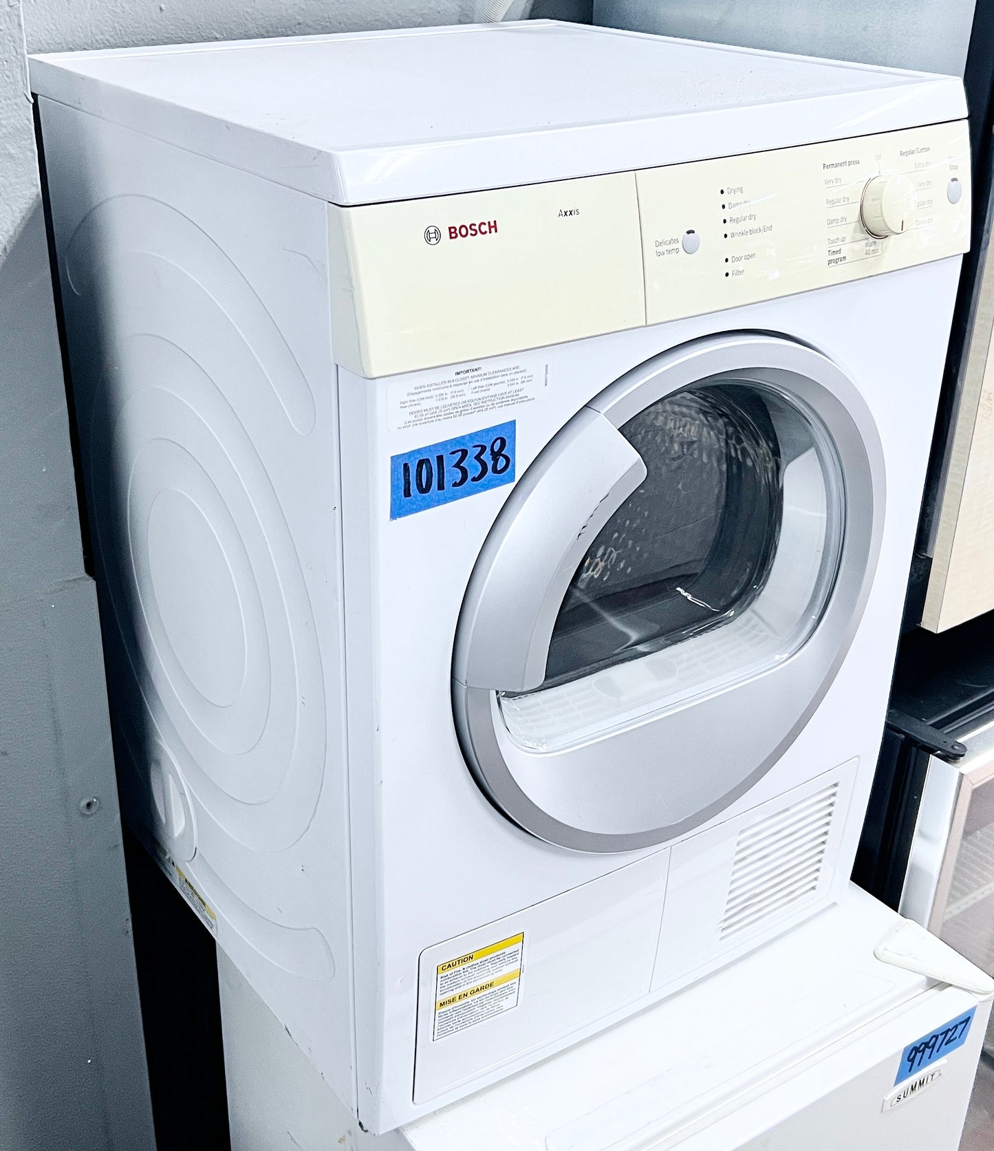 24 Inch Bosch  WTV76100US Front Load Electric Dryer 3.9 cu. ft. Stackable , Vented , Axxis Series , 101338