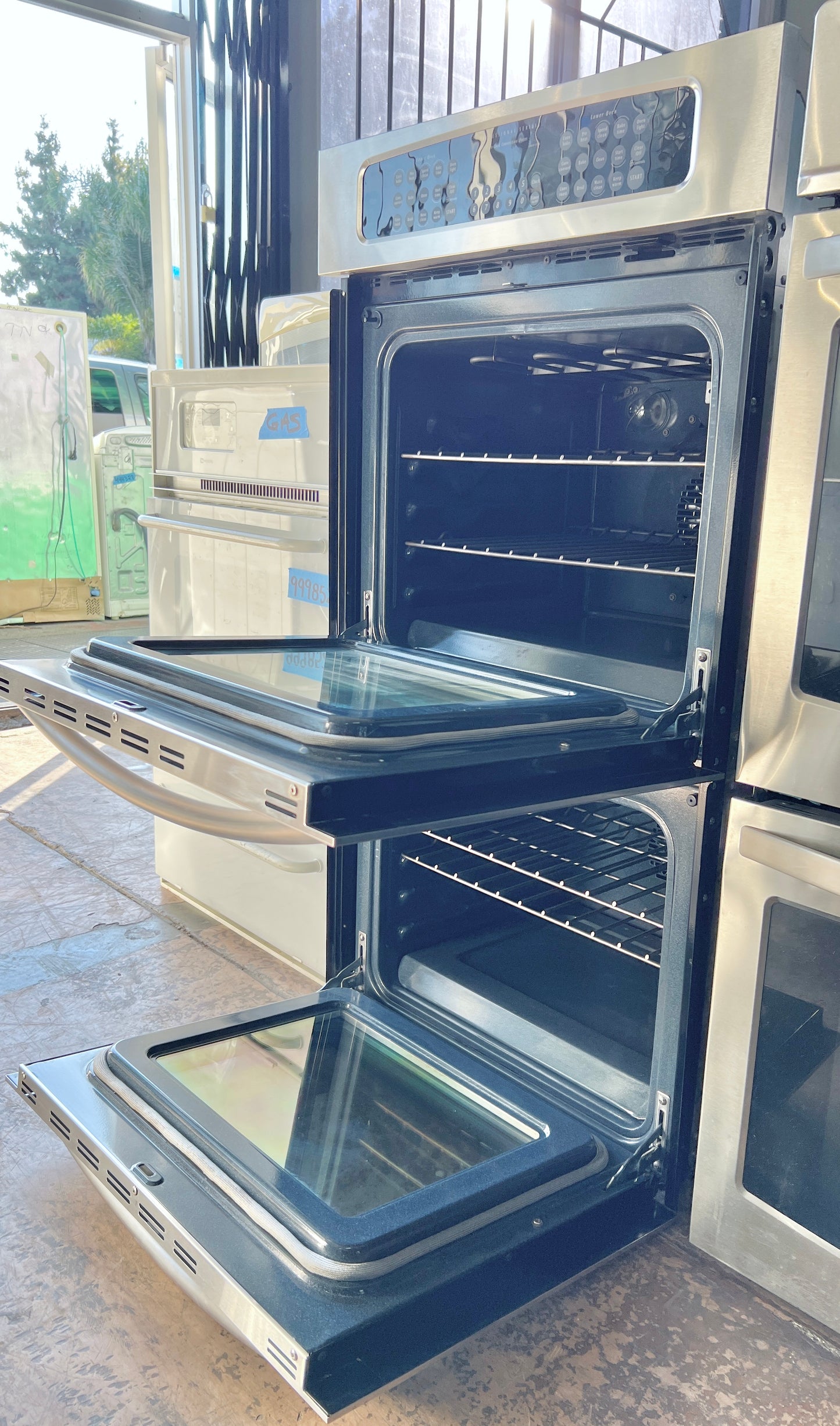 27 Inch Frigidaire Professional Series Built in Wall Double Oven , Convection Ovens , Stainless Steel , PLEB27T9DCA, 444504
