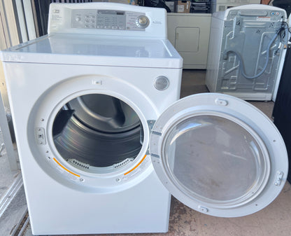 27 Inch LG Tromm White Front Load Gas Dryer Machine DLG2532W 7.3 Cu Ft Capacity  , White , 373709