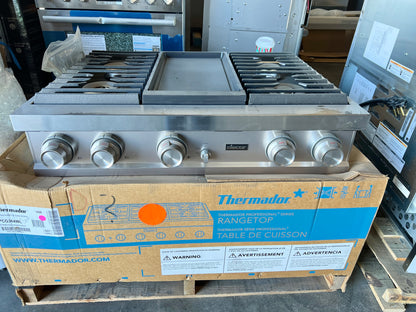 Dacor Contemporary  DTT36M974LS 36 Inch Gas Smart Rangetop , 4 Sealed Burners, Continuous Grates, Simmer Burners  Illumina  Knobs, Electric Griddle, Stainless Steel, Natural Gas , New Open Box