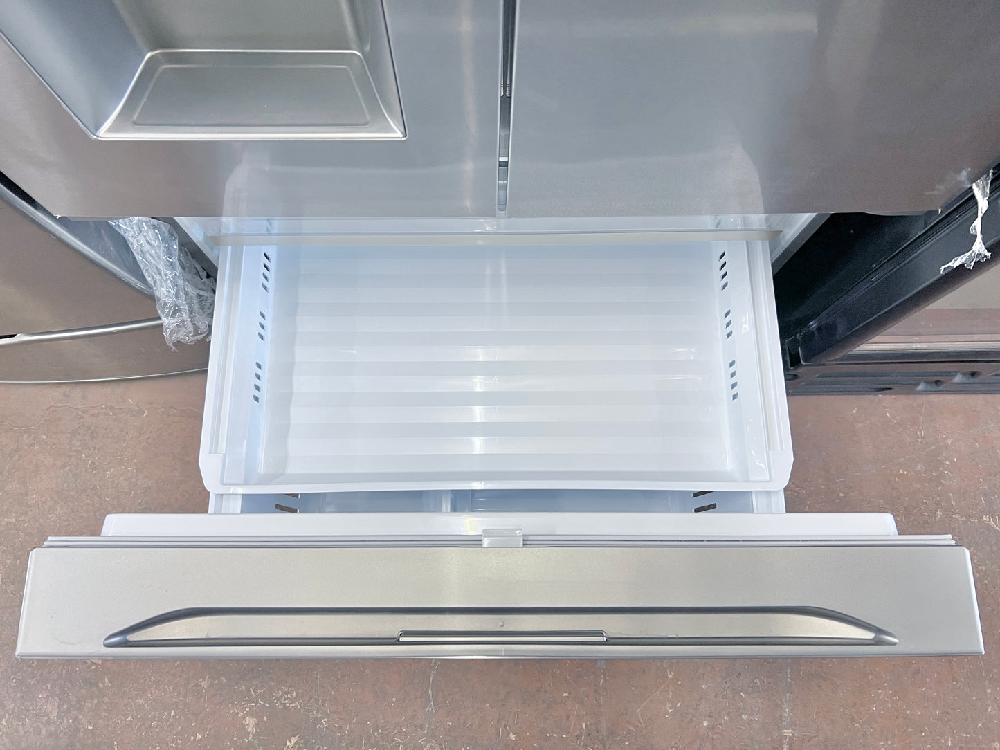 36 Inch LG  LRYXC2606S Counter Depth MAX French Door Refrigerator 26 Cu. Ft.,  Wi-Fi, Smart Diagnosis, 3 Built-in Ice Maker, UVnano Dispenser, ENERGY STAR, ADA ,PrintProof Stainless Steel , 373719
