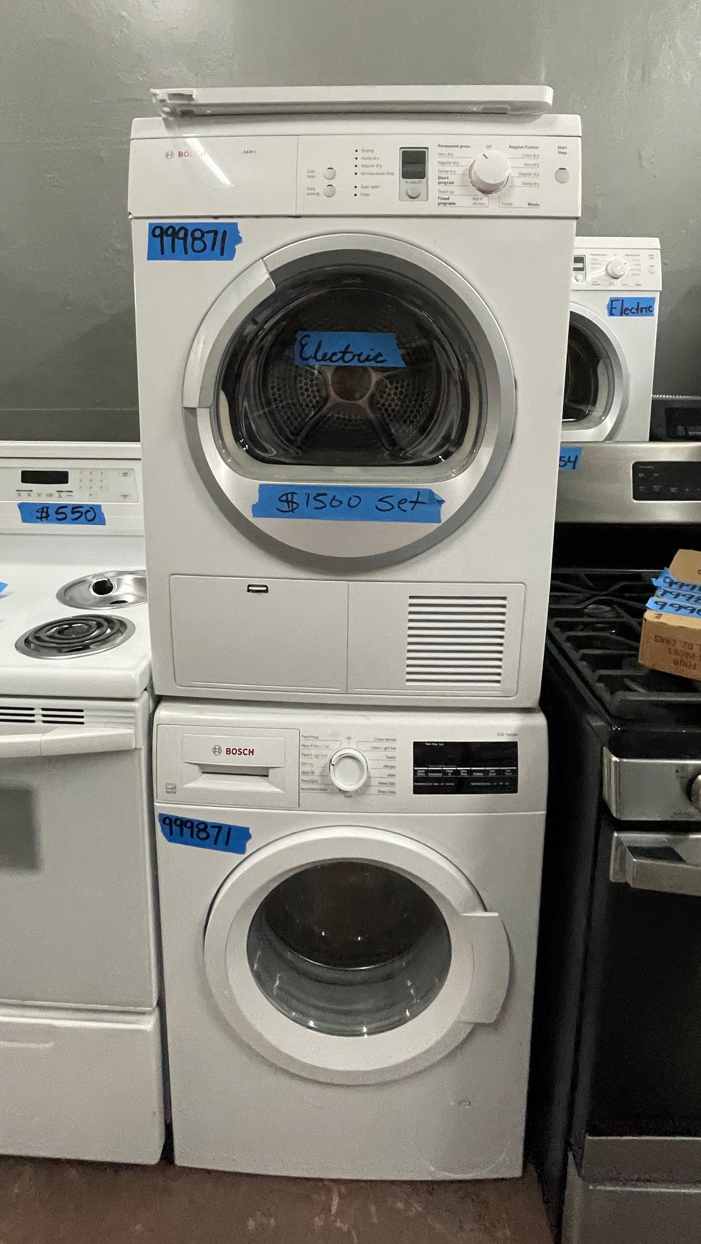 Bosch Front Load Washer & Electric Dryer In White, WTE86300US, 999871