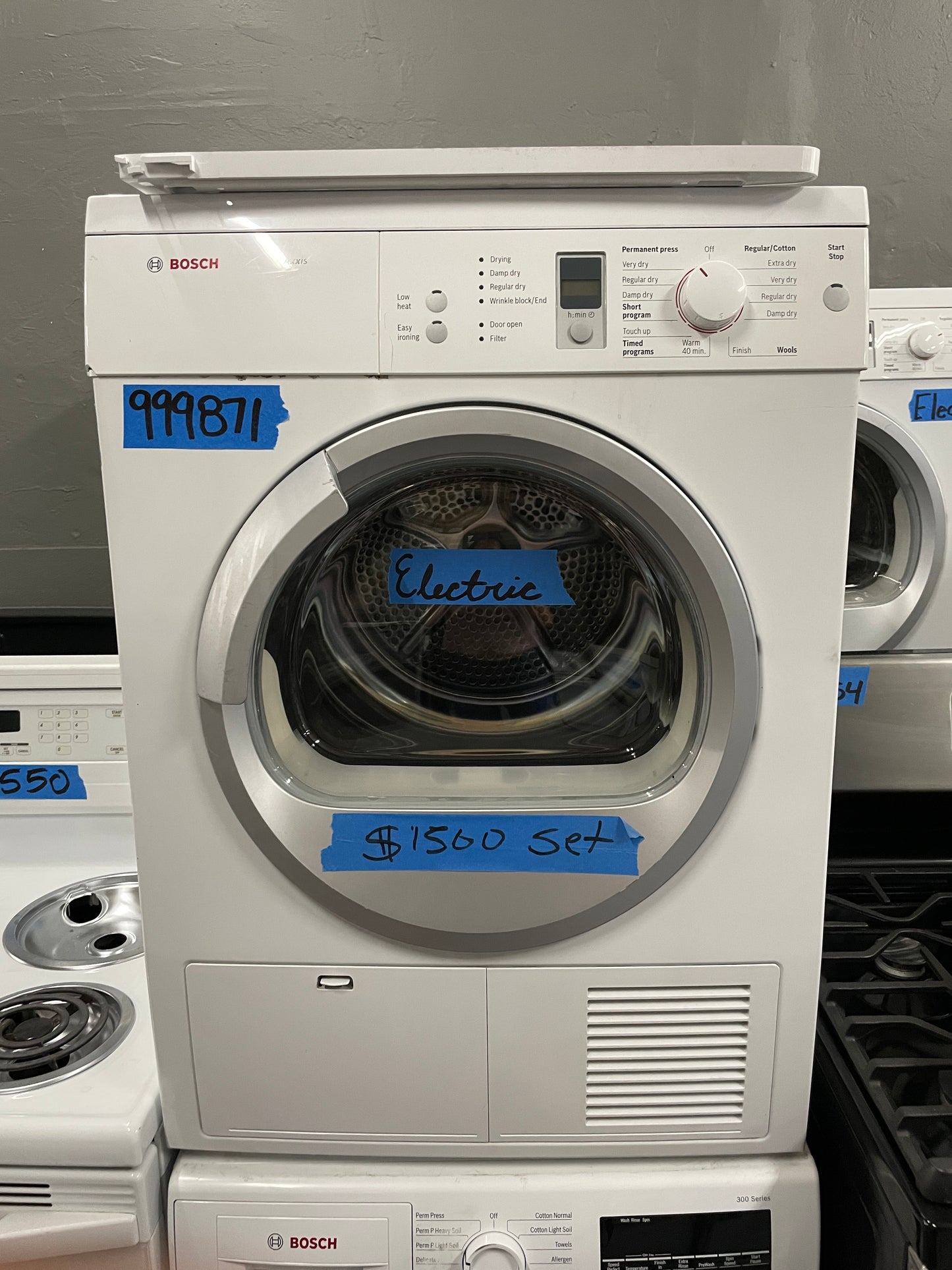 Bosch Front Load Washer & Electric Dryer In White, WTE86300US, 999871