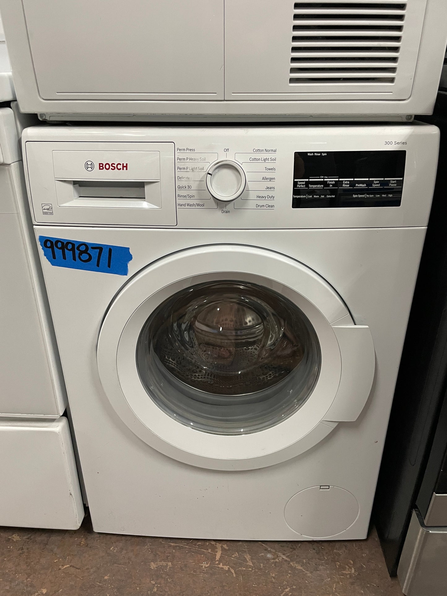 Bosch Front Load Washer & Electric Dryer In White, WTE86300US, 999871